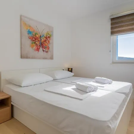 Best Sea View Apartment Cres Exterior photo