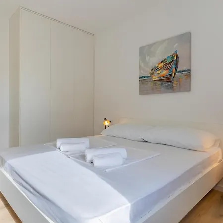 Best Sea View Apartment Cres Exterior photo