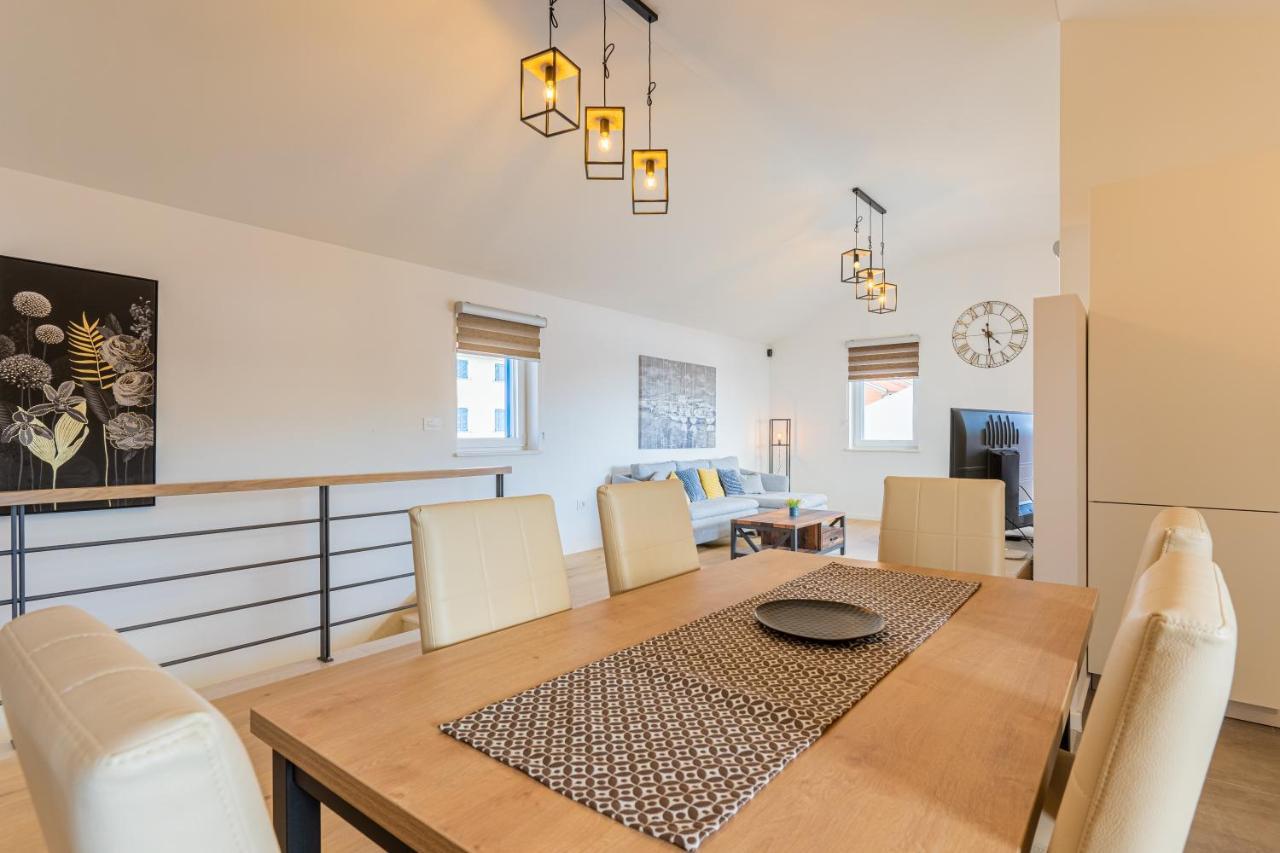 Sea View Apartment